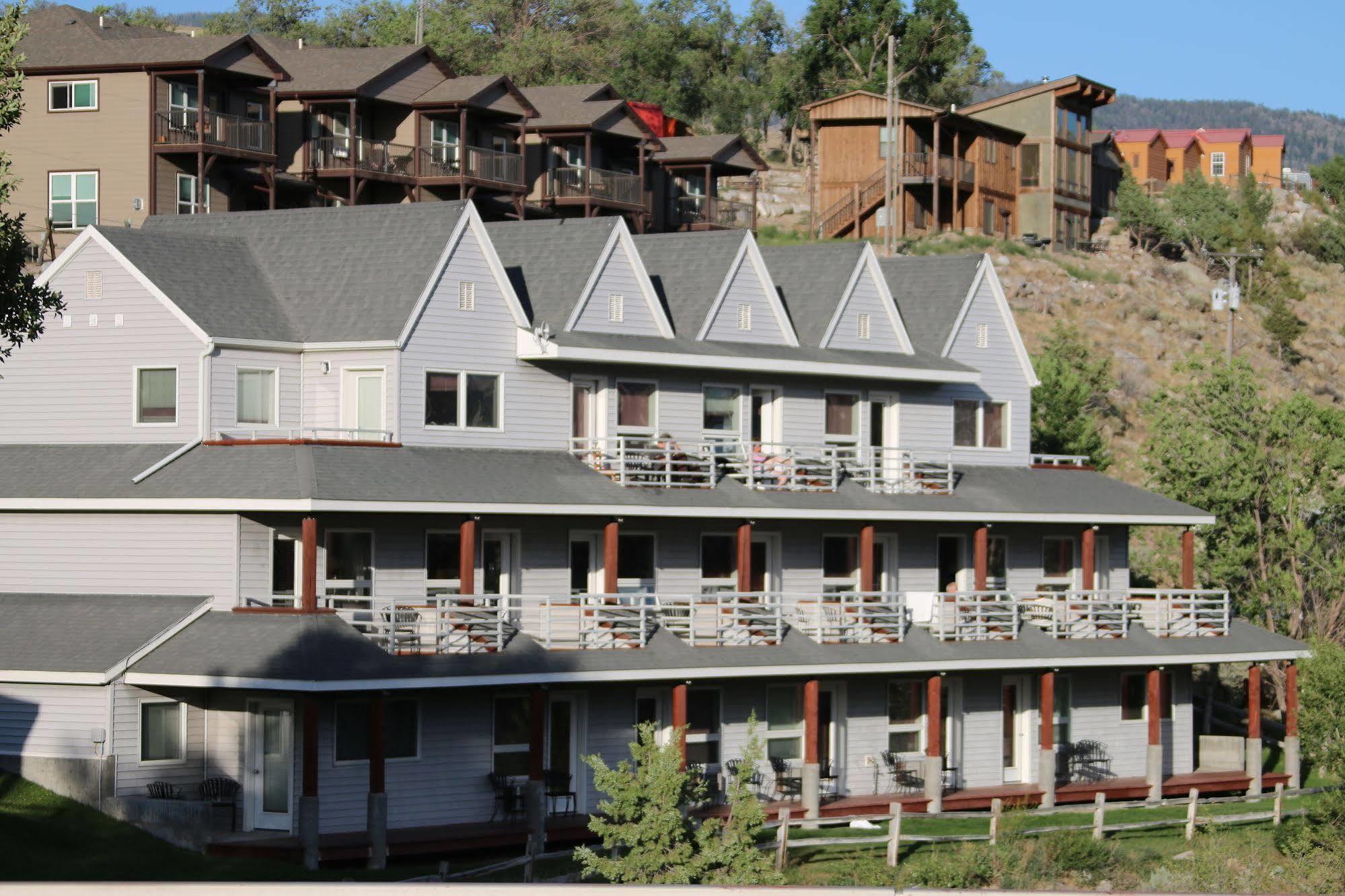 Absaroka Lodge Gardiner Eksteriør billede