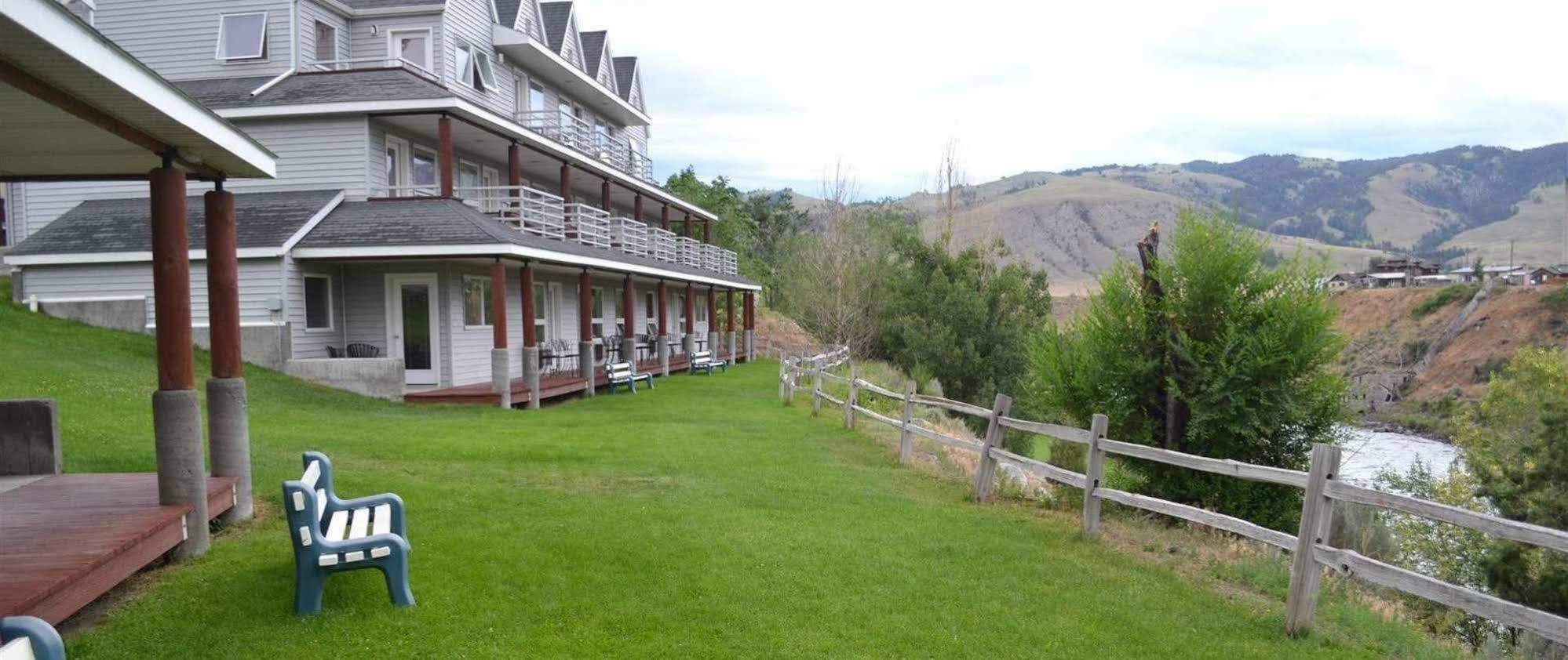Absaroka Lodge Gardiner Eksteriør billede